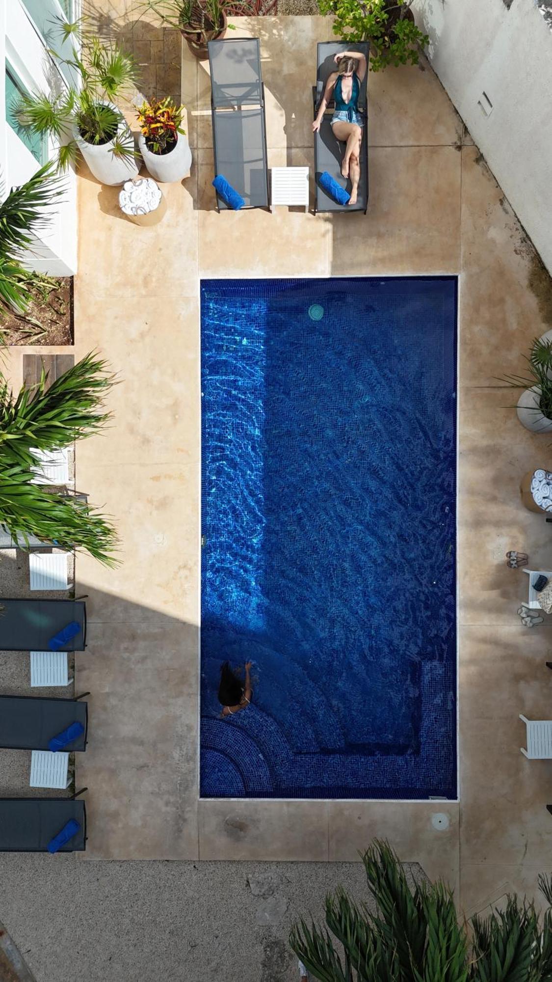 Azulea Isla Mujeres Hotel Exteriör bild